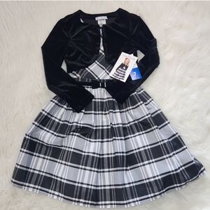 Girls- Plaid Black & White Dress (size 7)